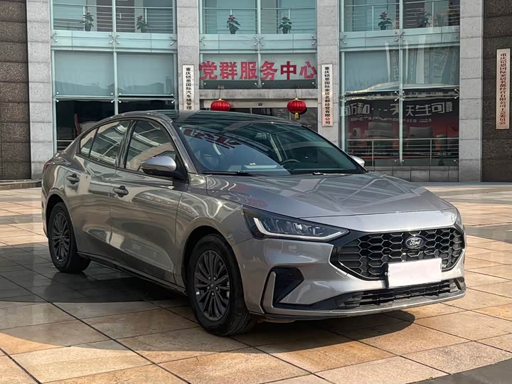 Фото 3 - Ford Focus