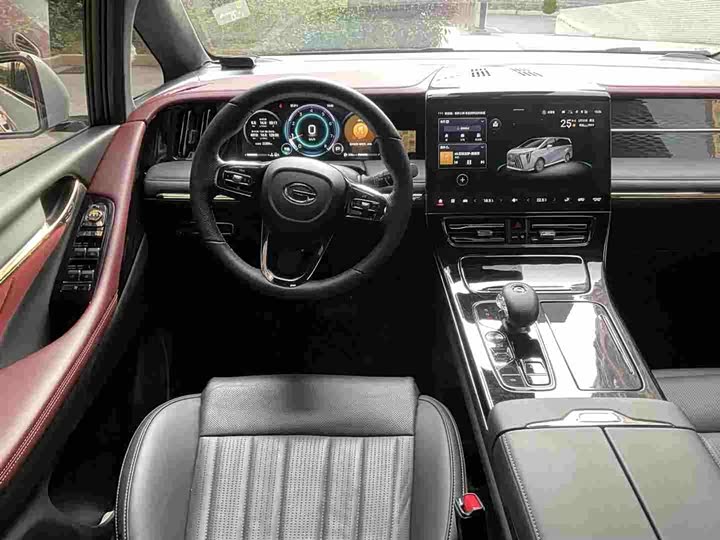 Фото 7 - GAC Trumpchi M8