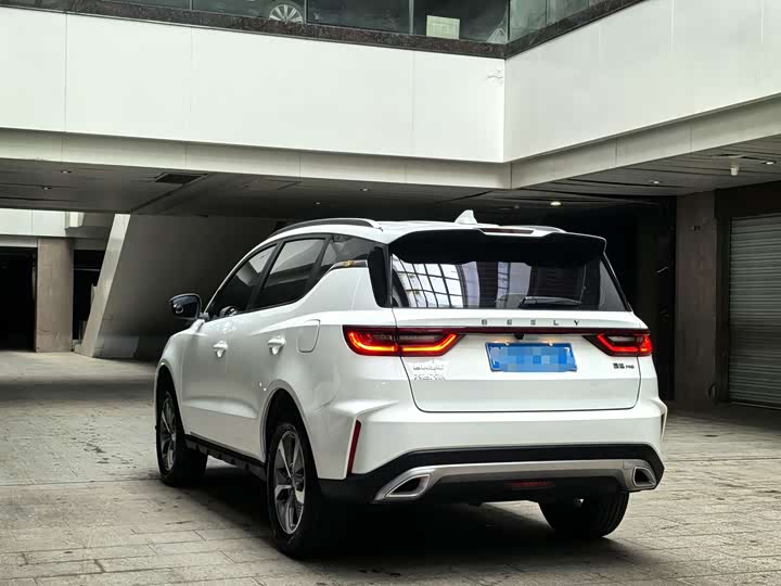 Фото 4 - Geely Okavango Pro