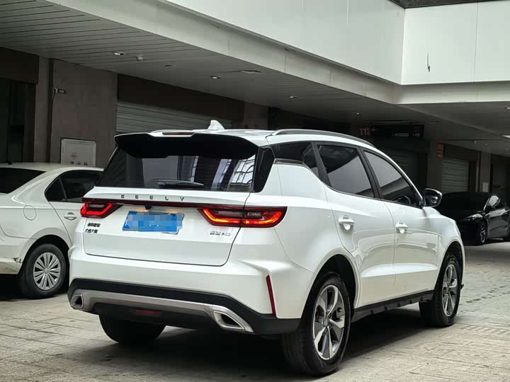 Фото 5 - Geely Okavango Pro