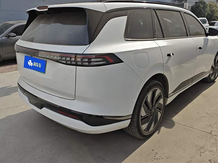 Фото 3 - Dongfeng Yipai eπ 008