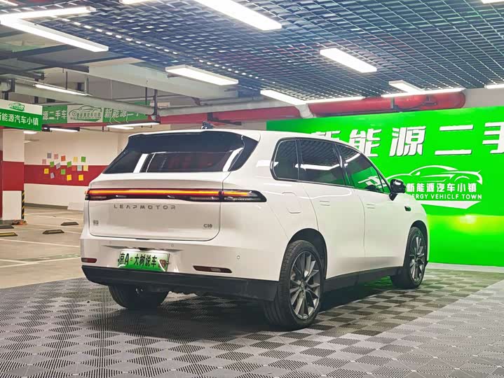 Фото 7 - Leapmotor C10