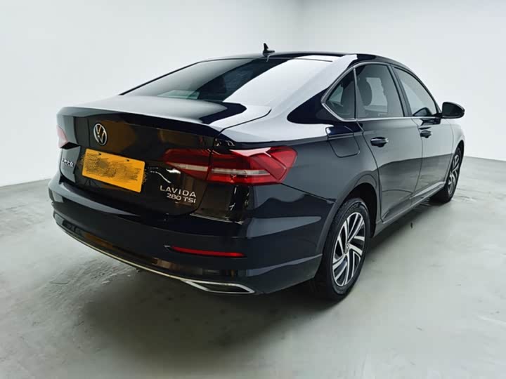 Фото 7 - Volkswagen Lavida