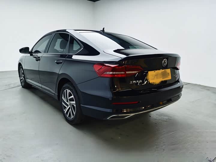 Фото 8 - Volkswagen Lavida