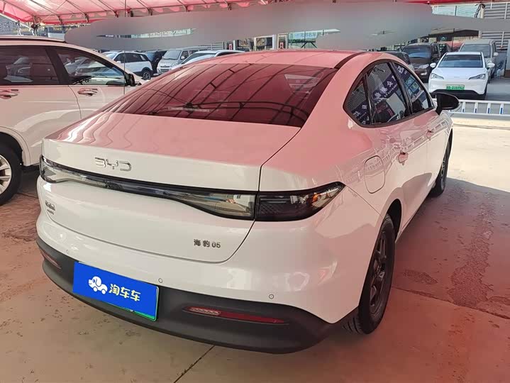 Фото 3 - BYD Seal 05 DM-i Hybrid