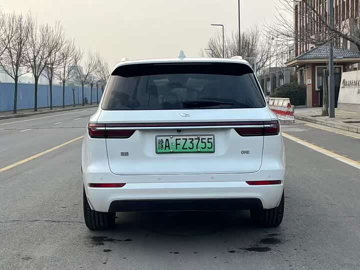 Фото 7 - LiXiang One