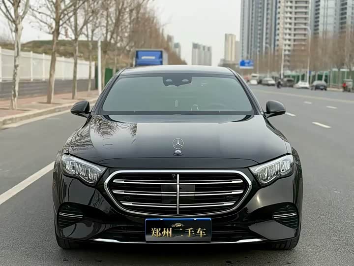 Photo 2 - Mercedes-Benz E-Class