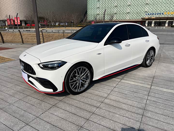 Фото 1 - Mercedes-Benz C-Class AMG