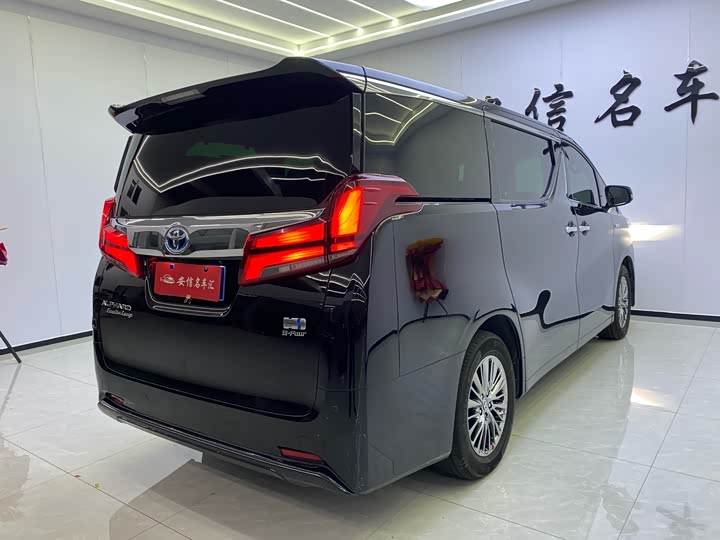 Photo 9 - Toyota Alphard