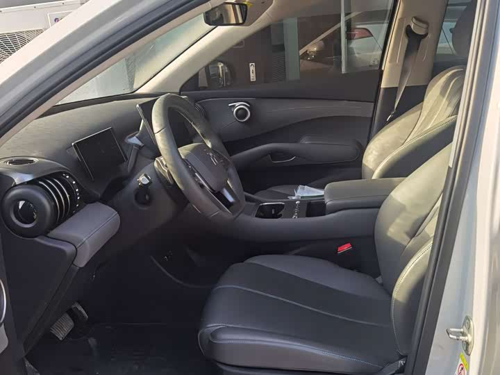 Фото 7 - BYD Yuan Plus