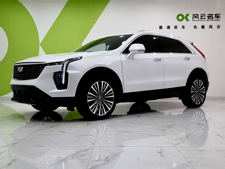 Фото 1 - Cadillac XT4