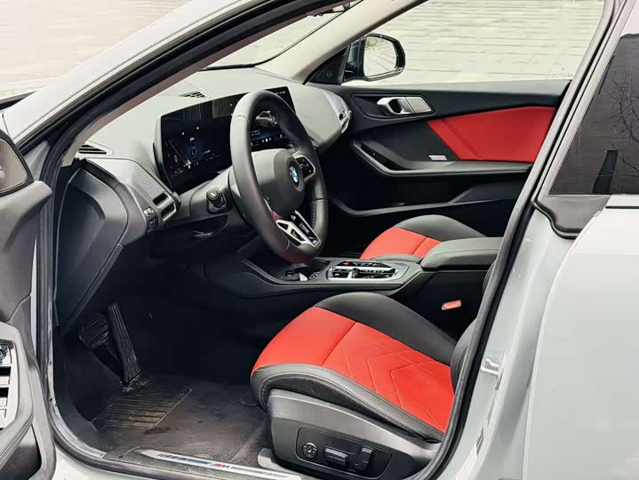 Фото 4 - BMW 2 Series