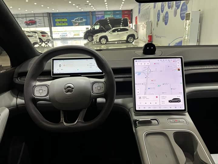 Фото 7 - Nio ES6