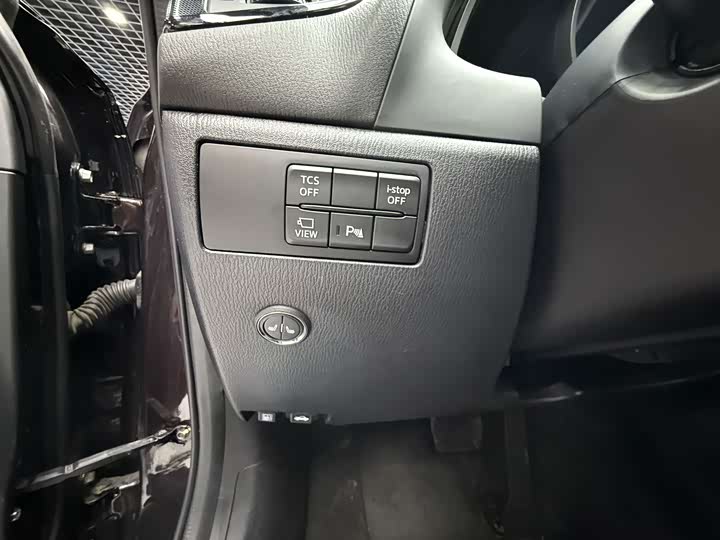 Фото 7 - Mazda CX-4