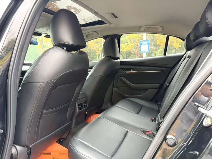 Фото 7 - Mazda 3 (Axela)