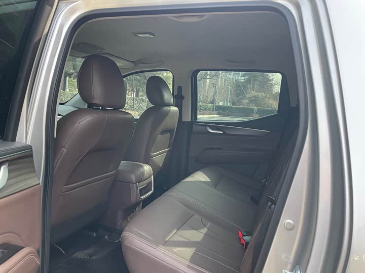 Фото 6 - Dongfeng Rich 7