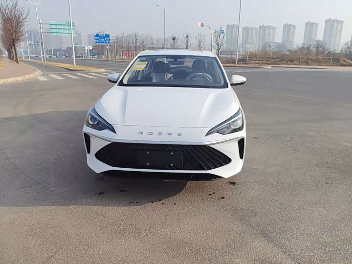 Фото 2 - Roewe i5