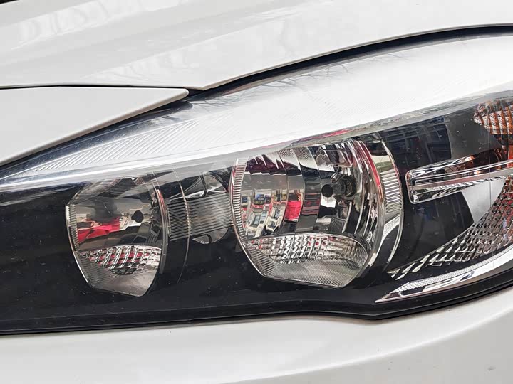 Фото 8 - BMW 2 Series Gran Tourer