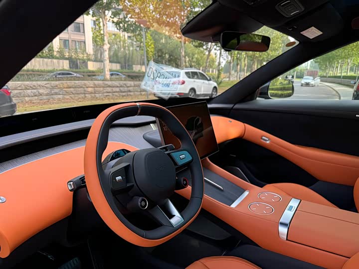 Фото 8 - Xiaomi YU7