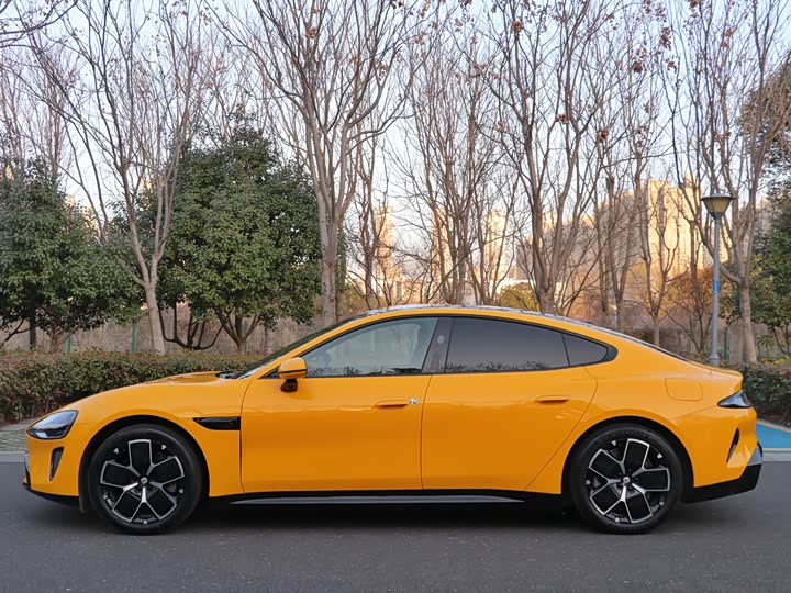 Фото 4 - Xiaomi SU7