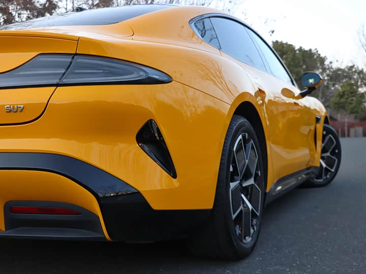 Фото 9 - Xiaomi SU7