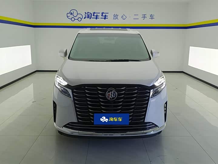 Фото 2 - Buick GL8 ES