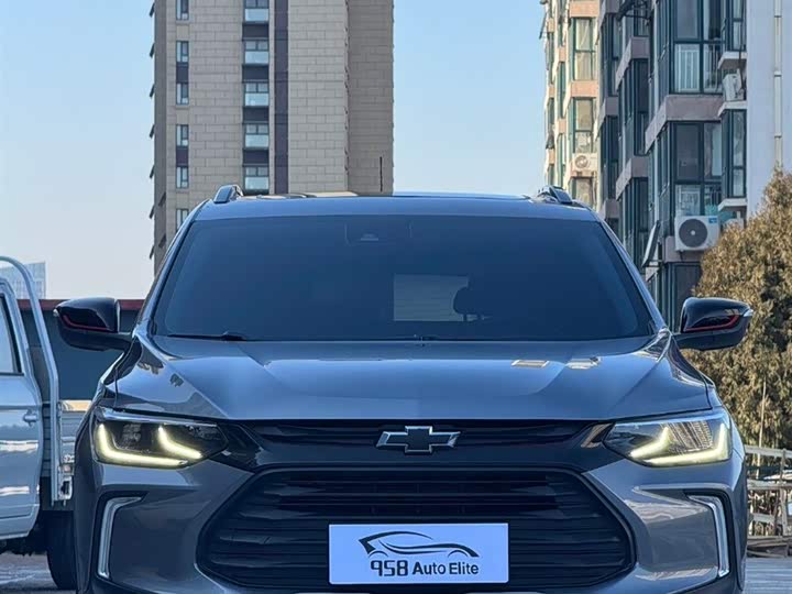 Фото 2 - Chevrolet Tracker