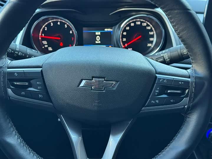 Фото 7 - Chevrolet Tracker