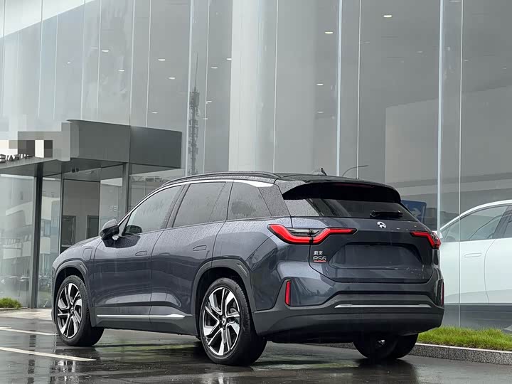 Фото 3 - Nio ES6