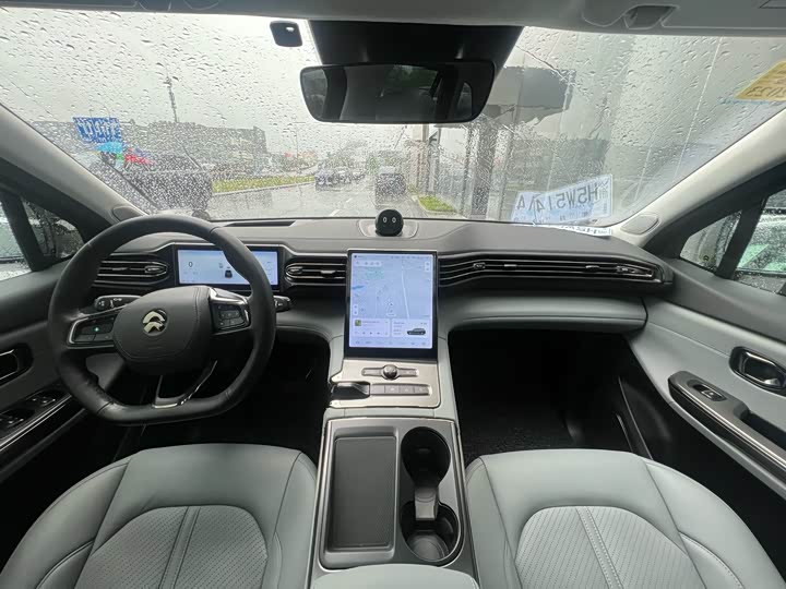 Фото 6 - Nio ES6