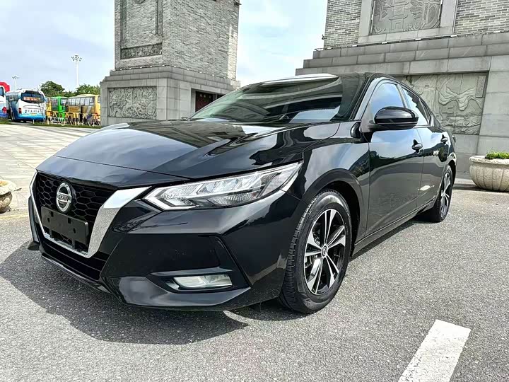 Фото 1 - Nissan Sylphy