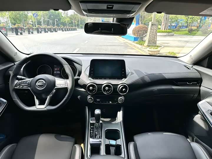 Фото 5 - Nissan Sylphy