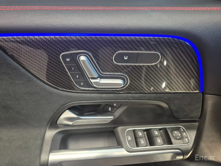 Mercedes-Benz GLB-Class 2020 AMG GLB35 4MATIC
