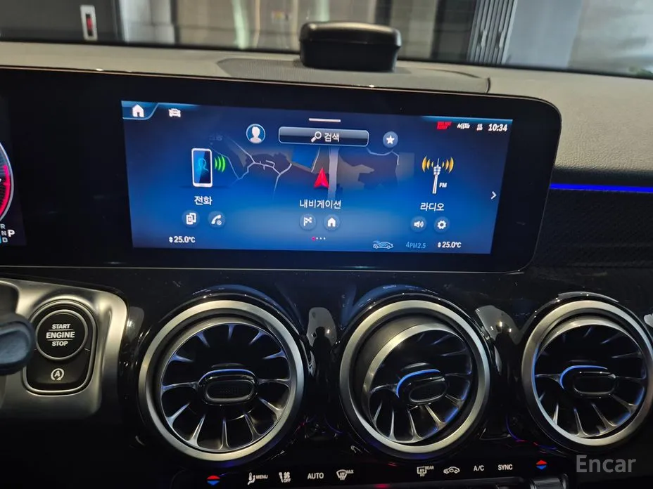 Mercedes-Benz GLB-Class 2020 AMG GLB35 4MATIC