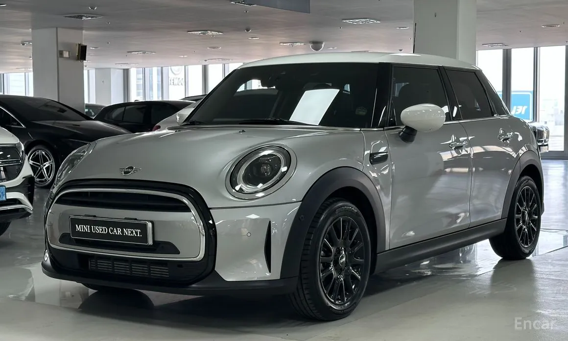 Фото 1 - Mini Cooper