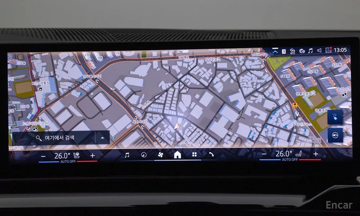 Фото 13 - BMW i5