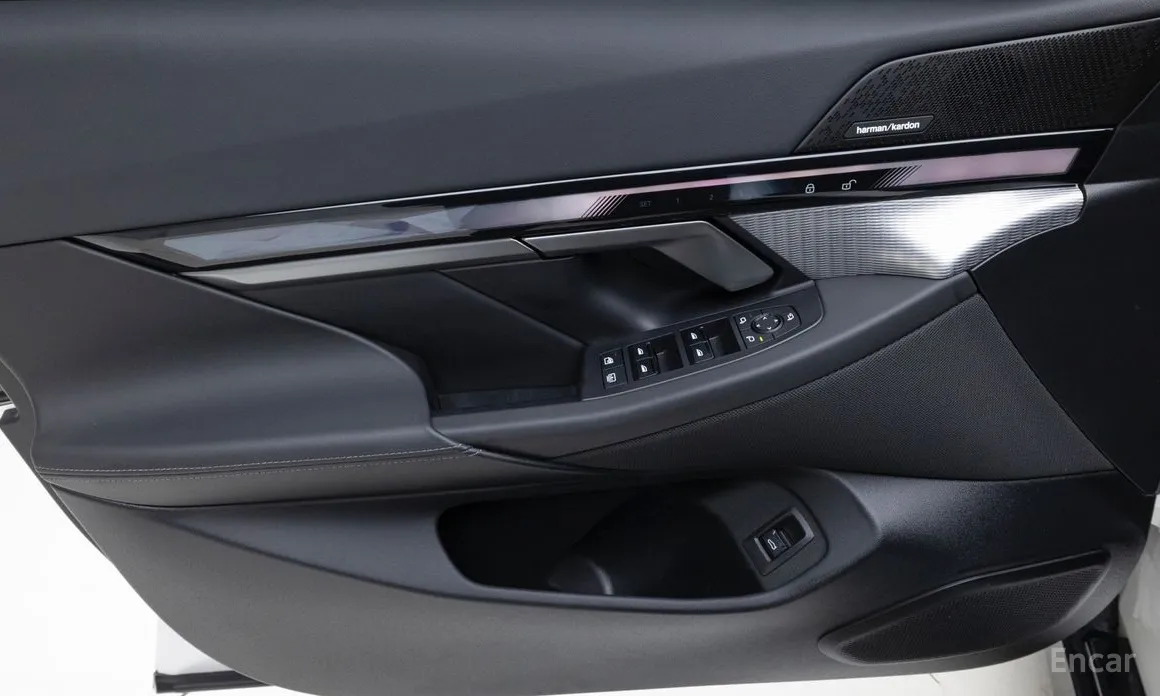 Фото 18 - BMW i5