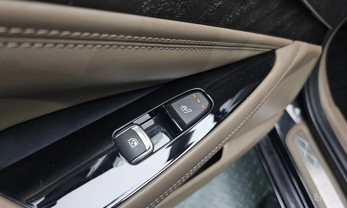 Фото 16 - Kia K8