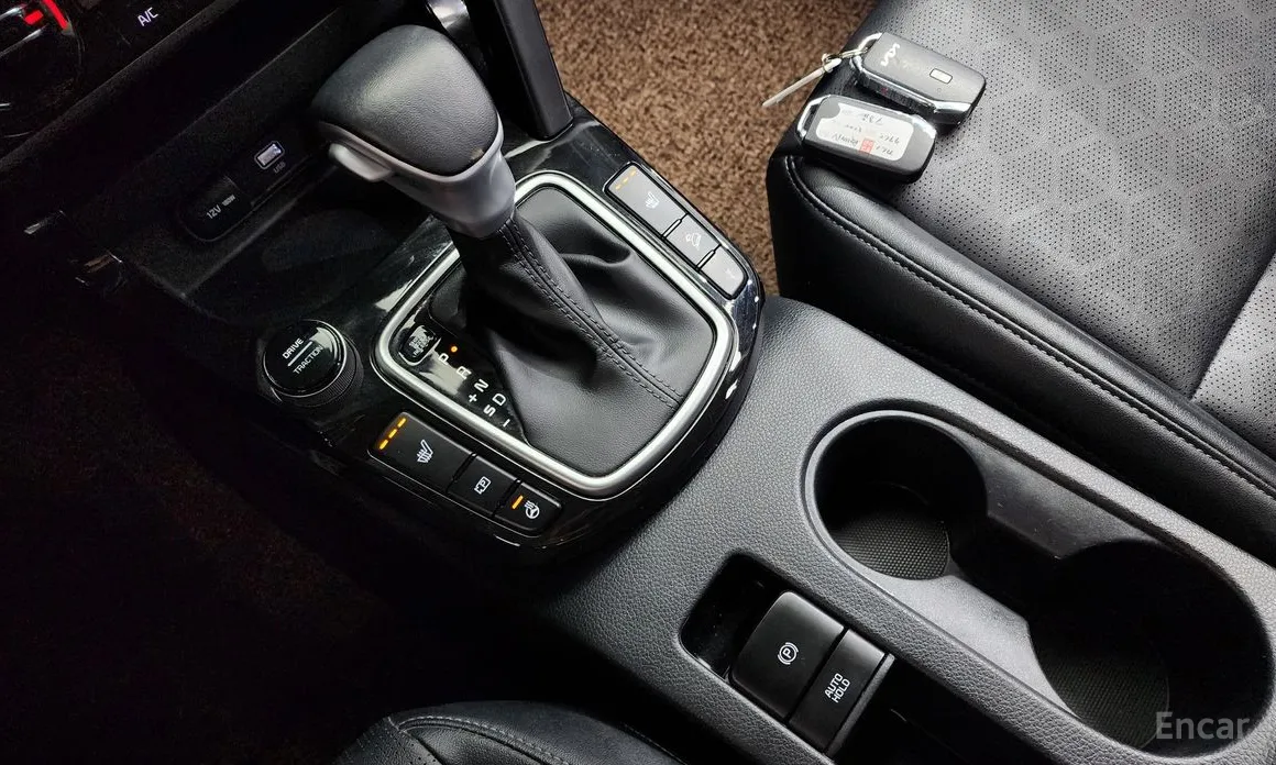 Фото 9 - Kia Seltos