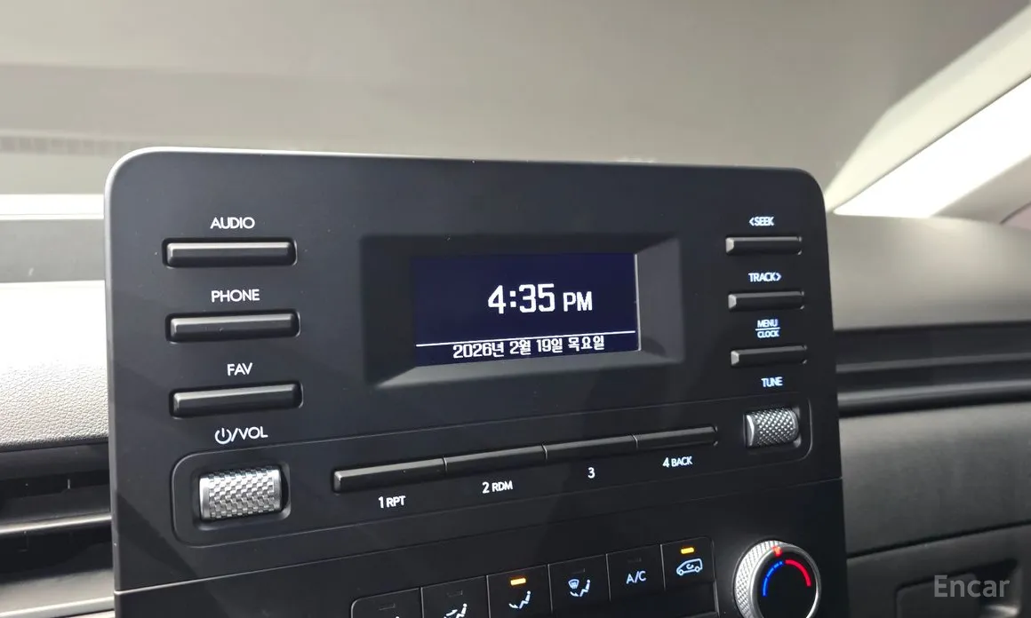 Фото 14 - Hyundai Staria