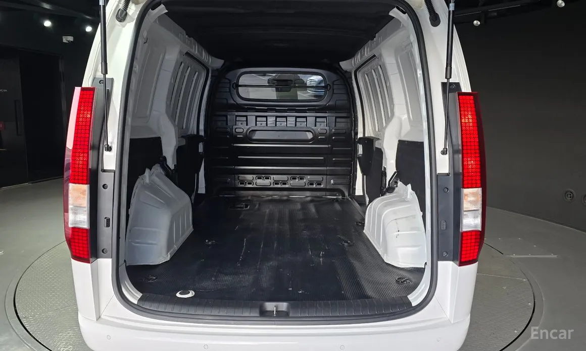 Фото 20 - Hyundai Staria