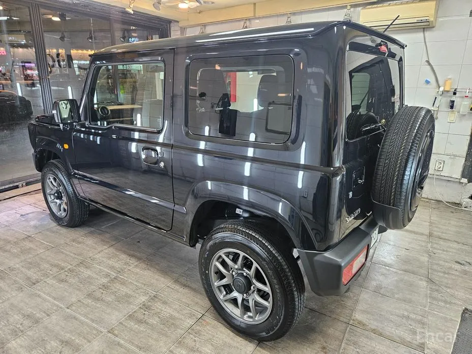 Фото 2 - Suzuki Jimny
