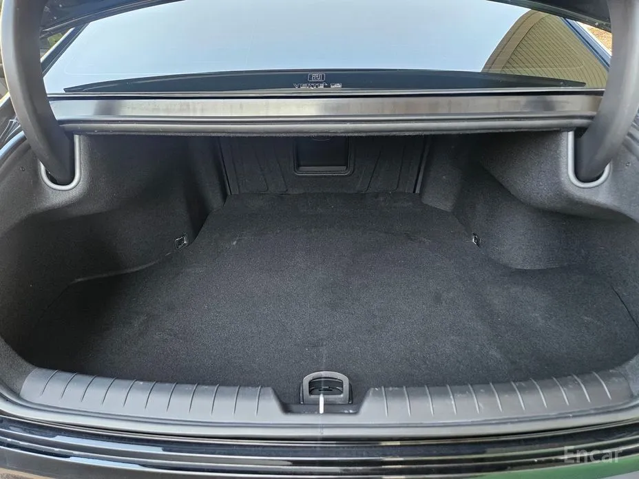 Фото 16 - Hyundai Grandeur