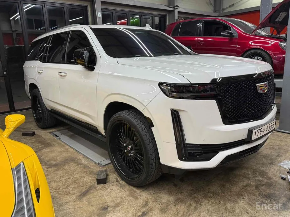 Фото 2 - Cadillac Escalade