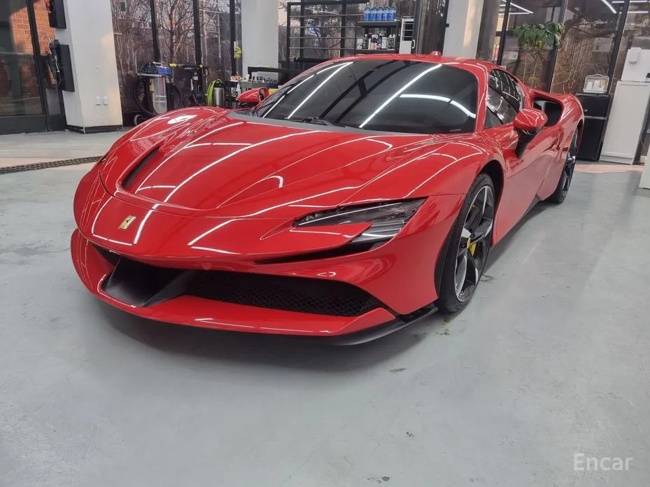 Фото 3 - Ferrari SF90
