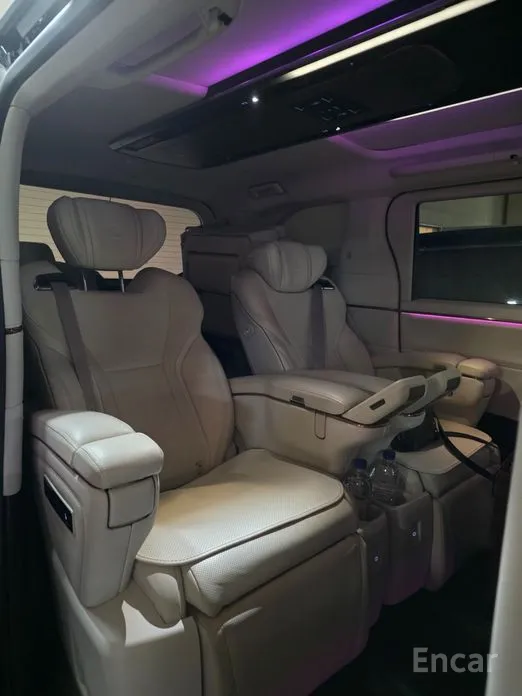 Фото 7 - Lexus LM