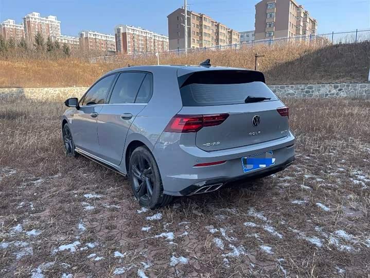 Фото 9 - Volkswagen Golf