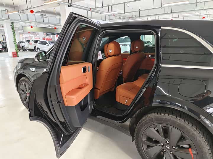 Photo 7 - LiXiang L6