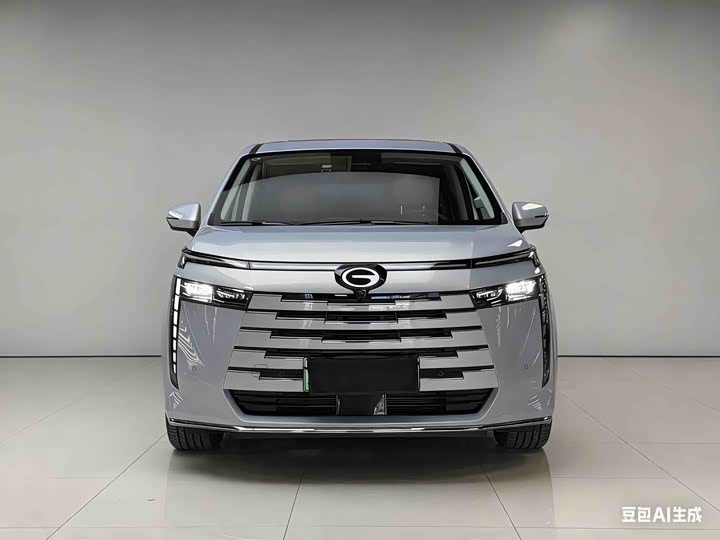 Фото 1 - GAC Trumpchi E8