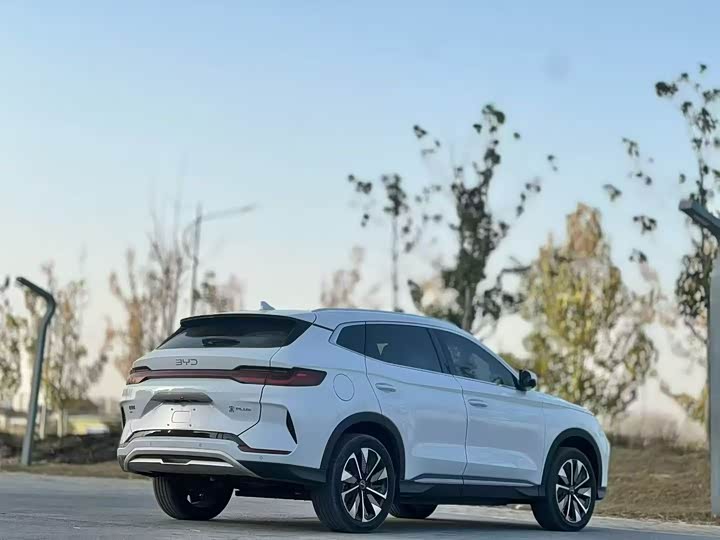 Фото 7 - BYD Song Plus Hybrid/EV